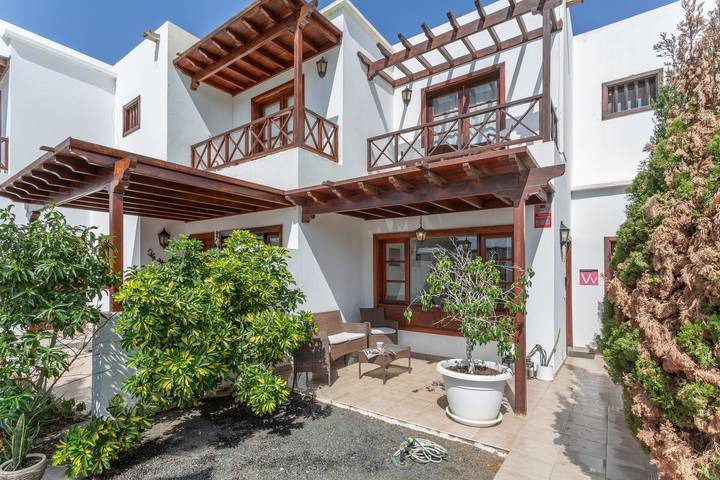 Casa Taylooney – 3-Schlafzimmer-Villa in ruhiger Anlage mit Gemeinschaftspool in Playa Blanca, Yaiza