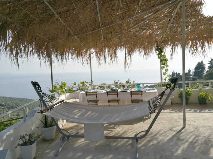 Maison d’hôte pour 2 personnes, avec Terrasse ainsi que Jardin et Vue en Albanie