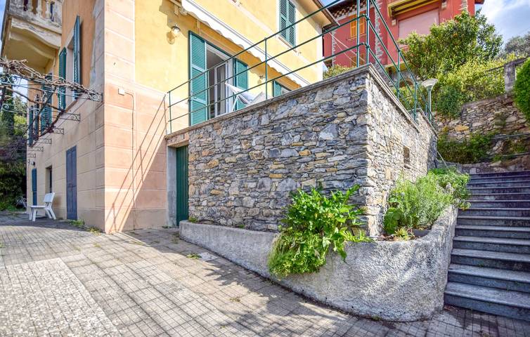 Apartamento con vistas al mar - WiFi, AC, Terraza, 1km de la playa in Camogli, Riviera di Levante
