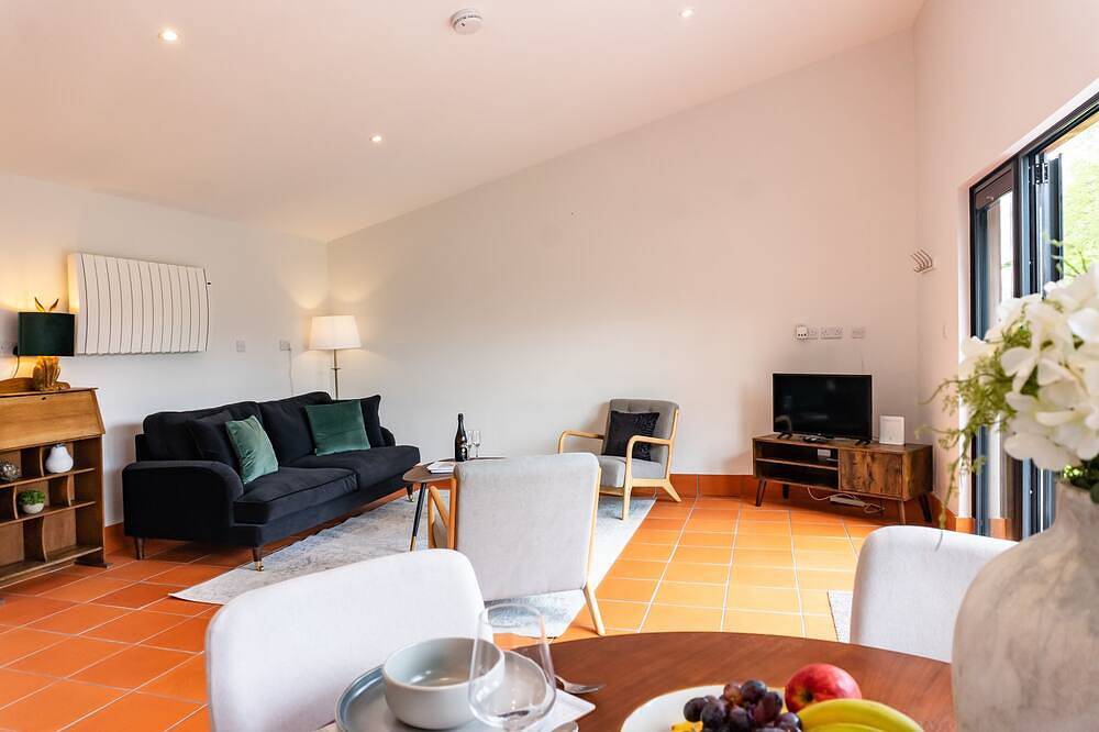 Entire apartment, Quarry View Studio in Shrewsbury with Parking in Shrewsbury, Shropshire