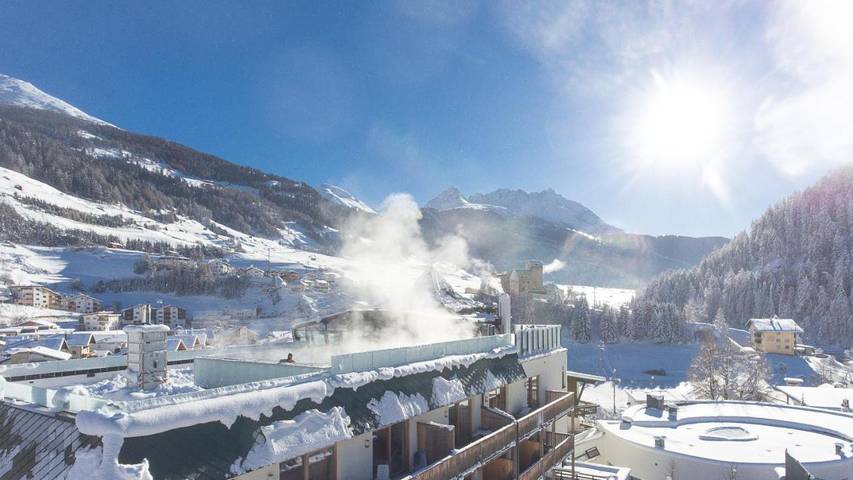 Hôtel pour 2 personnes, avec piscine et sauna ainsi que jardin et jacuzzi