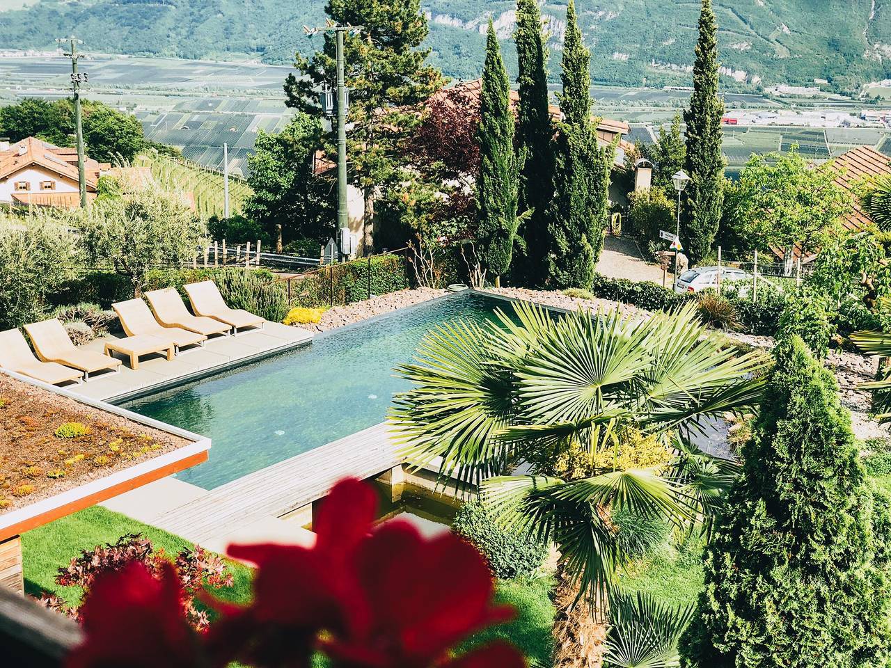 Appartamento intero, Published on Holidu Appartamento 'Kraidlhof - Designapartment Isabel' con vista montagne, piscina in Cortaccia sulla Strada del Vino, Alpi della Val di Non