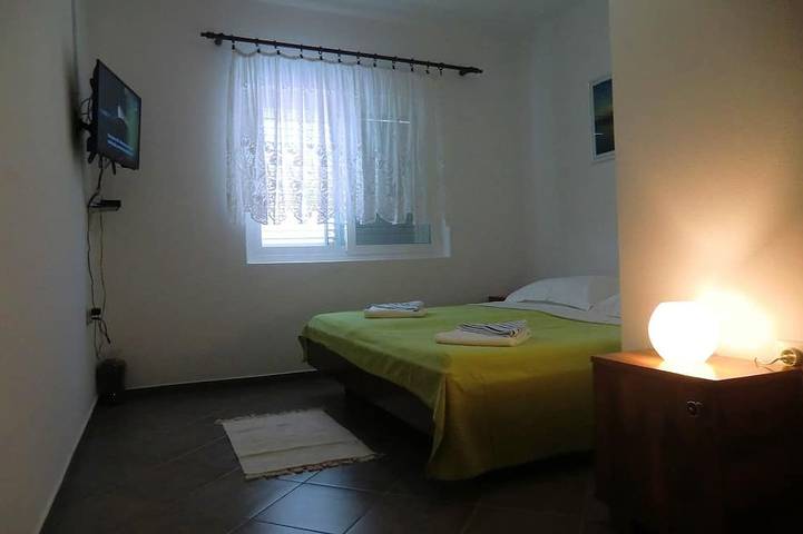 Ganze Wohnung, 2-Zimmer-Ferienwohnung am Strand Loviste, Peljesac in Dubrovnik-Neretva