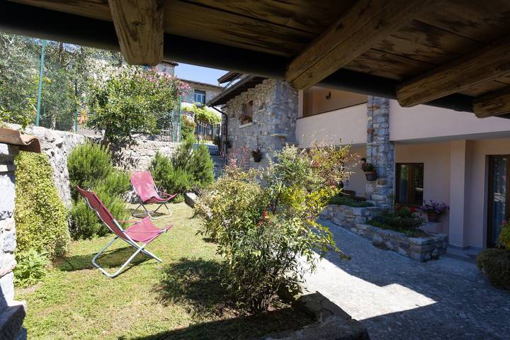 Ferienwohnung für 4 Personen, mit Garten am Gardasee