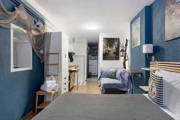 Guest House 'Ca Du Grifun' con Wi-Fi e Aria Condizionata in Vernazza, Comune di Vernazza