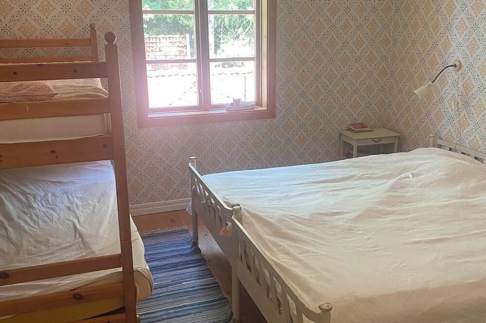 8 Schlafzimmer Unterkunft in Prässebo in Lilla Edet, Västergötland