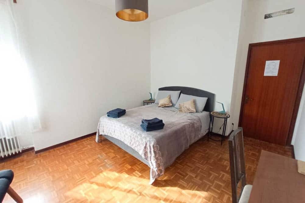 Lilly`s Home - Borgo Vicenza (Bagno Condiviso) in Castelfranco Veneto, Province de Trévise