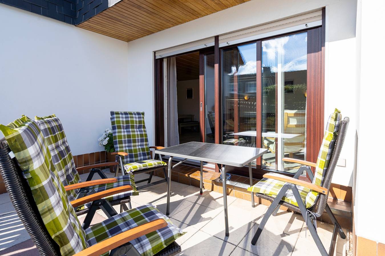 Ganze Wohnung, Ferienwohnung '65 Qm Ferienwohnung Im Sauerland' mit privater Terrasse und Wlan in Finnentrop, Sauerland