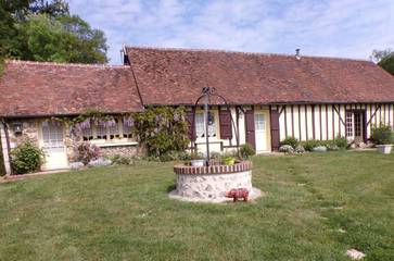 Location de vacances pour 2 personnes, avec jardin et piscine à Unverre