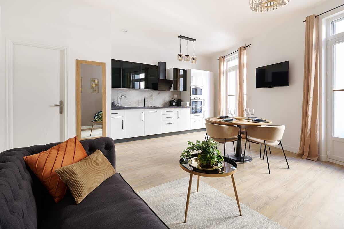 Apartamento entero, Prestige stay in Old Town - Balcony, Air Condition in Béziers, Côte d'Améthyste