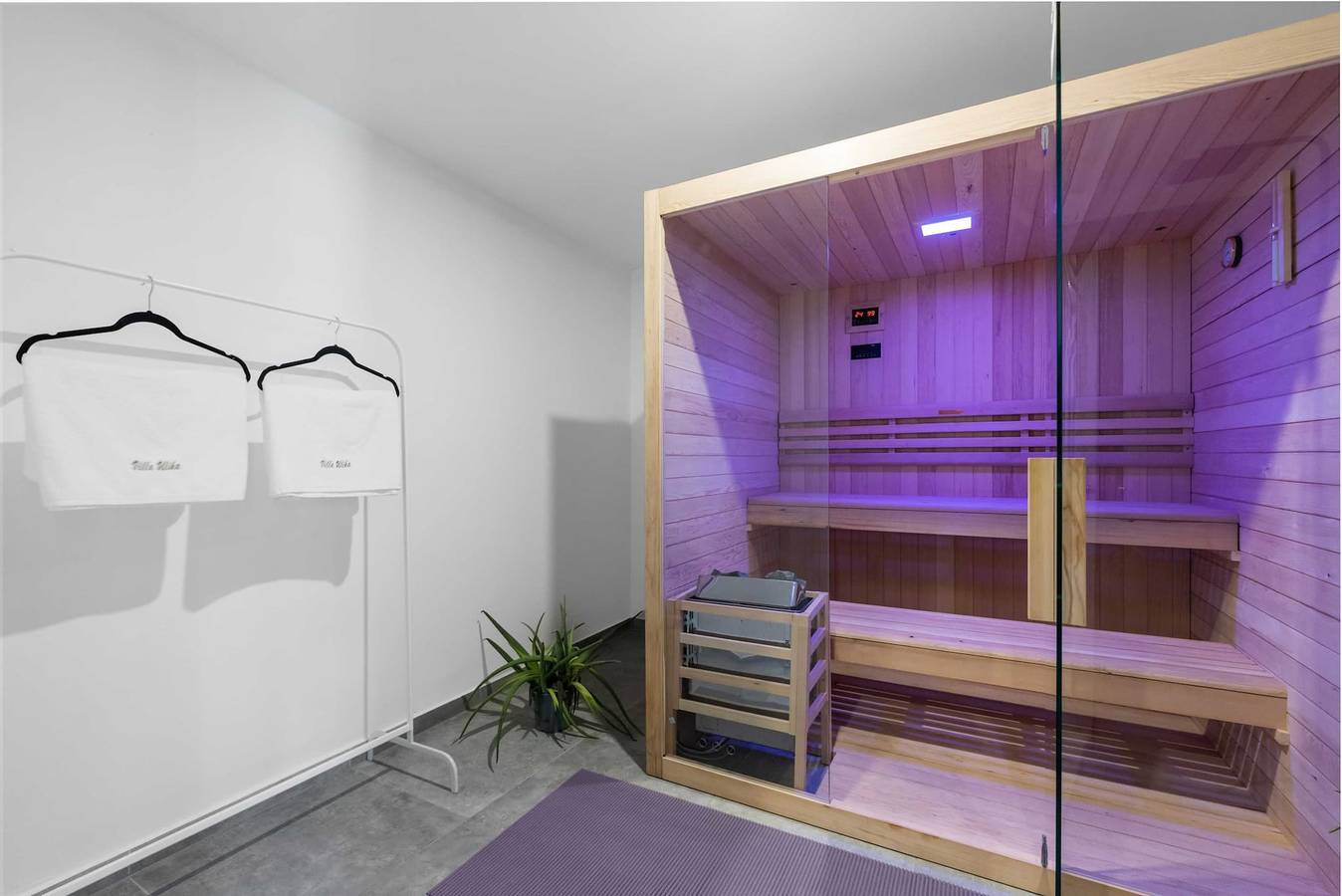 Villa Ulika - Pool, Jacuzzi and Sauna in Vodnjan, Grad Vodnjan