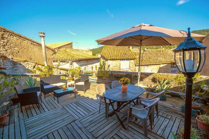 Location de vacances pour 6 personnes, avec terrasse et vue à Oupia - 2