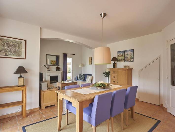 Location de vacances pour 6 personnes, avec jardin à Vasles - 3