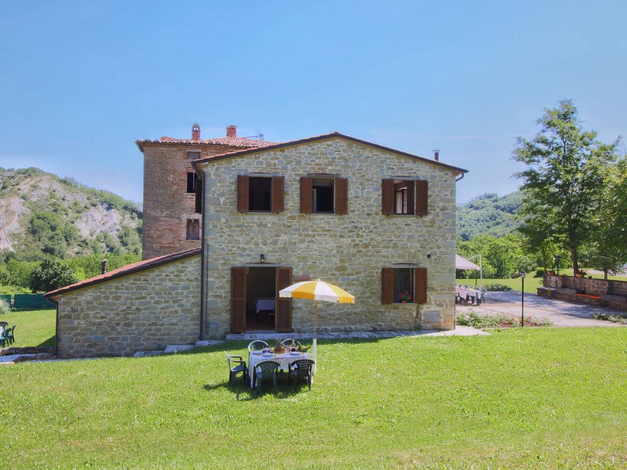 Appartement in Marche met Zwembad in Apecchio, Valle del Metauro