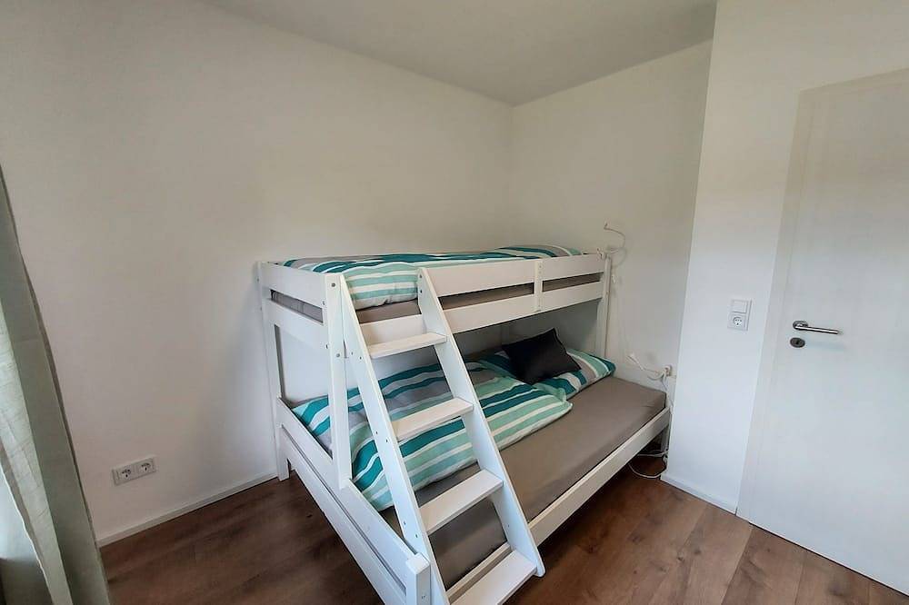 Ganze Wohnung, Ferienhaus Prinzenkopf Wohnung 96 m² mit wunderschönem Ausblick in das Moseltal in Alf, Traben-Trarbach und Umbegung