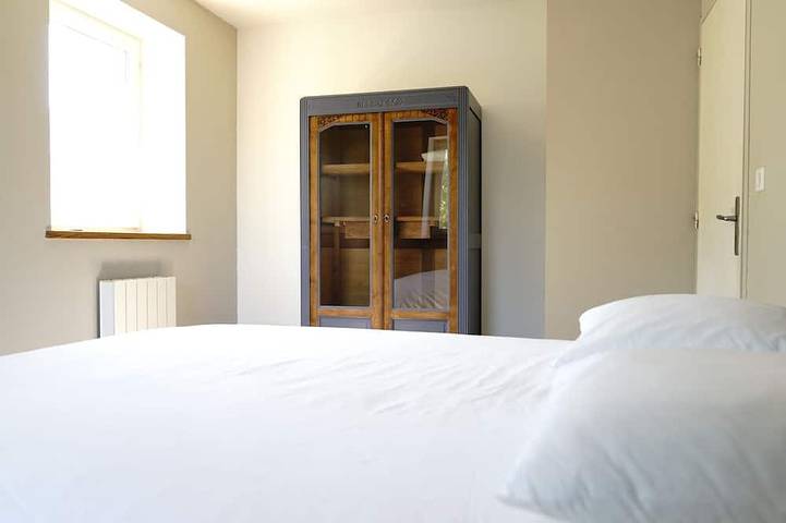 Location de vacances pour 16 personnes, avec jacuzzi ainsi que jardin et sauna à Bourdeaux - 2