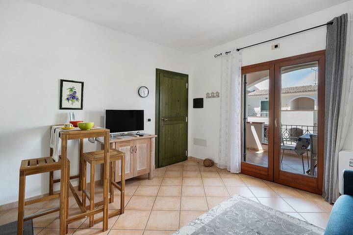Hel lejlighed, Apartment 'Casa Milly with Shared Pool', Wi-Fi and Air Conditioning in Santa Teresa di Gallura, Santa Teresa Gallura (Kommune)