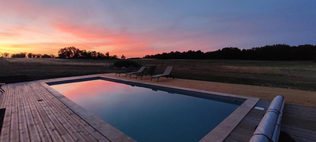 Location de vacances pour 5 personnes, avec piscine et terrasse à Carnac-Rouffiac - 4