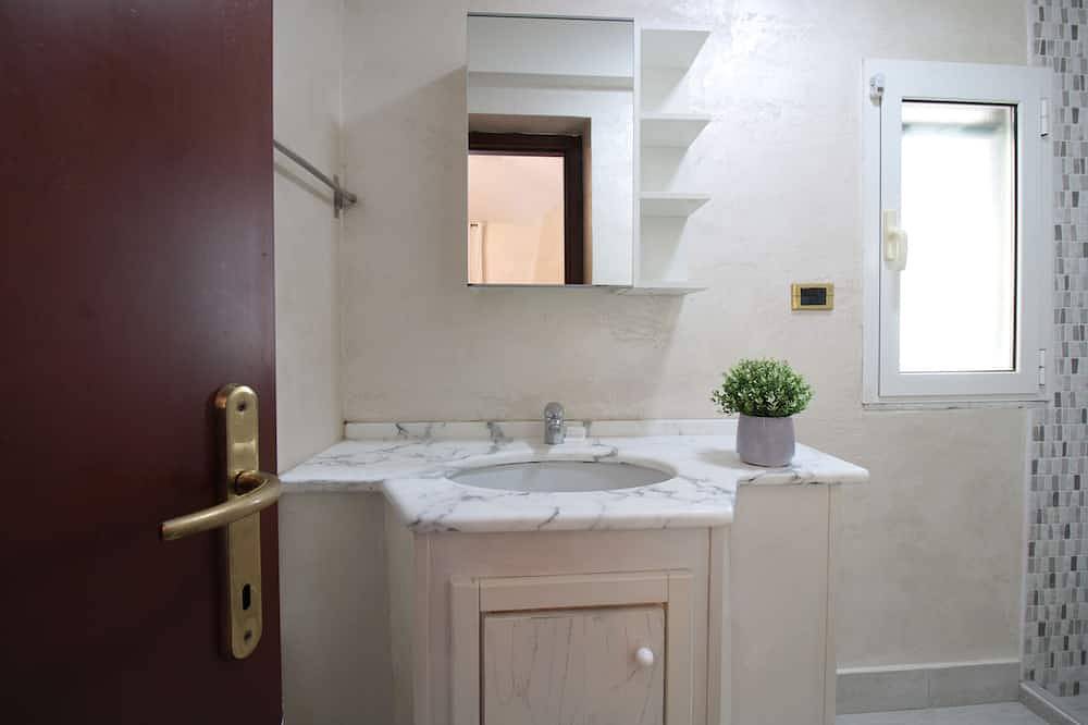 Entire apartment, Villetta di Lago Albano in Castel Gandolfo, Parco Regionale dei Castelli Romani