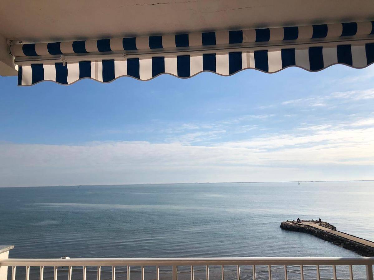 Ganze Wohnung, Apartamento en primera línea de mar in Platja de les Delícies (Sant Carles de la Ràpita), Sant Carles de la Ràpita