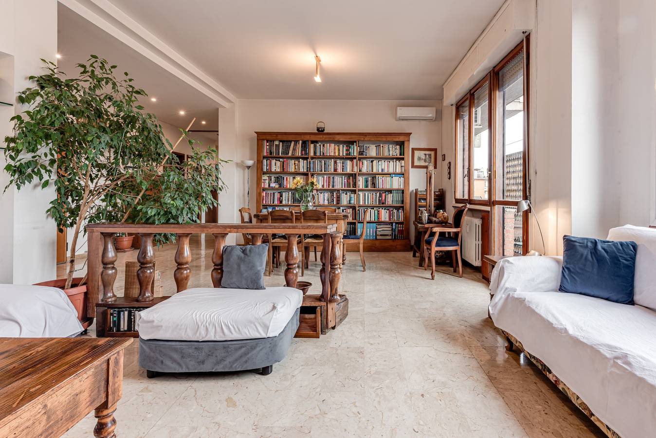 Geheel appartement, Appartement 'Firenze Terrazza, Doppio Parcheggio' met privéterras, internet en airconditioning in Florence city center, Florence
