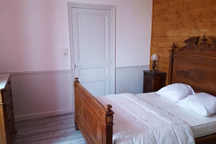 Gîte pour 6 personnes, avec terrasse et piscine ainsi que jacuzzi et jardin à Pomas - 2