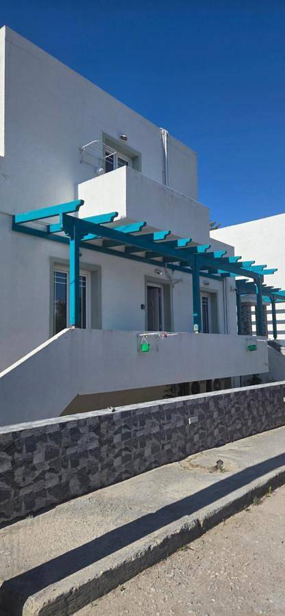 Maison d’hôte pour 3 personnes, avec balcon dans Adamas