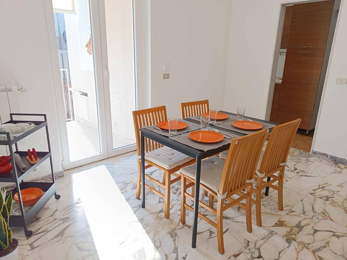 Appartement entier, Two-Bedroom Apartment in Putignano, Province de Bari