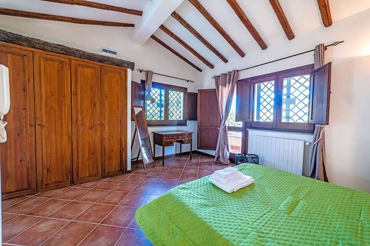 Villa pour 6 personnes, avec jardin et jacuzzi, animaux acceptés à Carini - 3