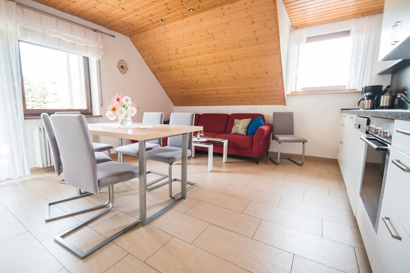 Ganze Wohnung, Ferienwohnung '2' mit Bergblick, Gemeinschaftsterrasse und Wi-Fi in Bad Peterstal-Griesbach, Mittlerer Schwarzwald