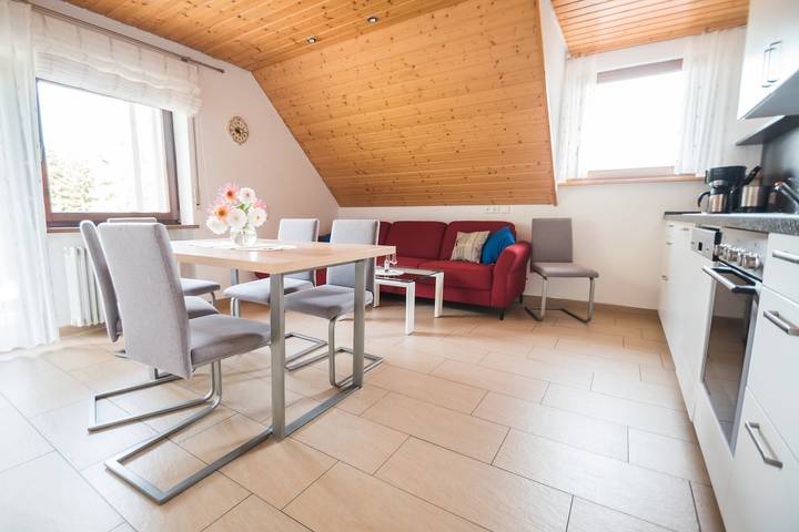 Gîte pour 4 personnes, avec jardin, adapté aux familles à Bad Peterstal-Griesbach - 2