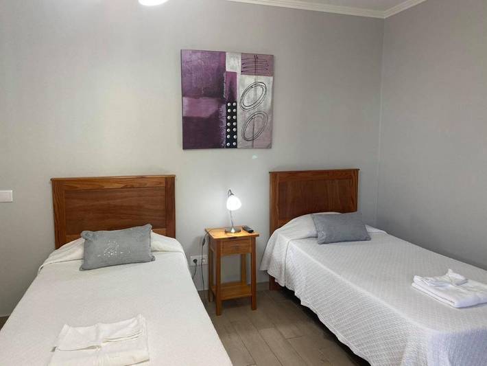 Maison d’hôte pour 3 personnes, avec terrasse, animaux acceptés à Angra do Heroísmo - 2