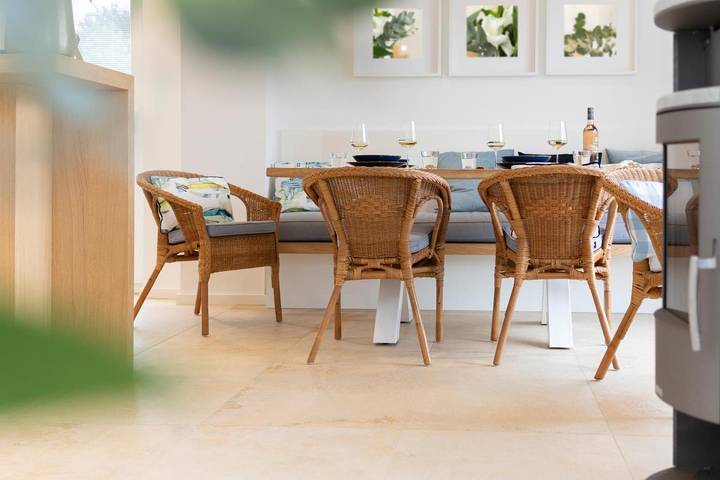 Villa am See  für bis zu 6 Personen mit Kaminofen, Badewanne  und Sauna - Haustiere herzlich willkommen, direkt am Wasser gelegen in Nordhorn, Landkreis Grafschaft Bentheim