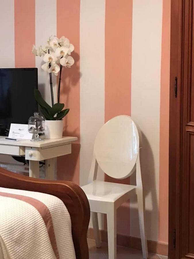 Location de vacances pour 3 personnes, avec vue et jardin, adapté aux familles à Perinaldo - 2