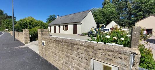 Gîte pour 8 personnes, avec terrasse et jardin, animaux acceptés à Quettehou