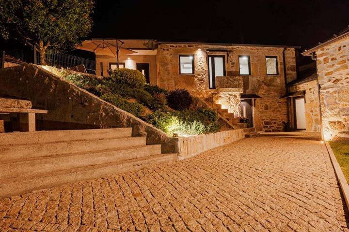Casa de férias para 6 pessoas, com Varanda e Terraço e ainda Jardim and Piscina em Cinfães