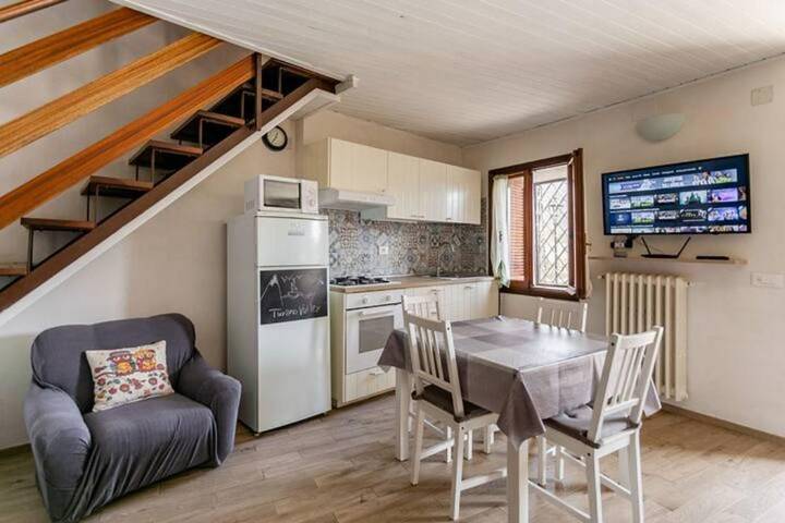 Location de vacances pour 4 personnes, avec Balcon et Terrasse ainsi que Vue sur le lac et Vue à Castel di Tora - 4