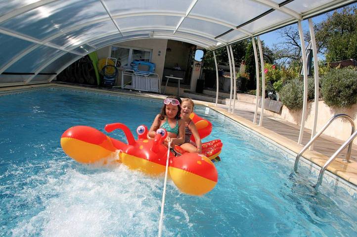Gîte pour 4 personnes, avec jardin ainsi que piscine et terrasse, animaux acceptés dans l' Ain - 3