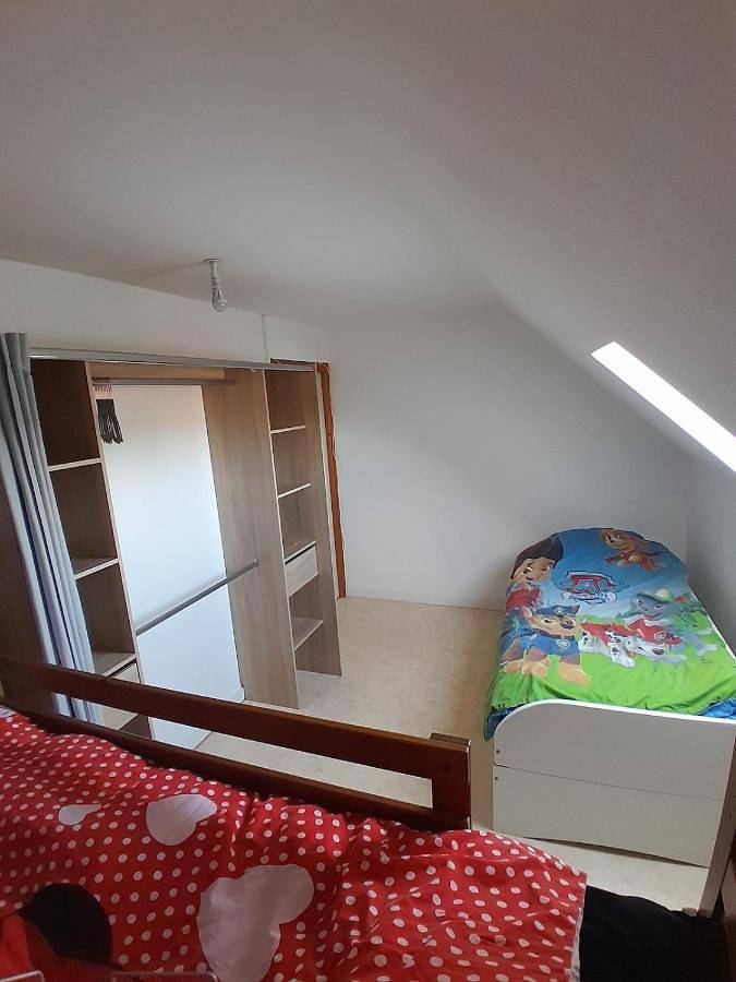 Gîte pour 4 personnes, avec terrasse et jardin à Mailly-Maillet - 2