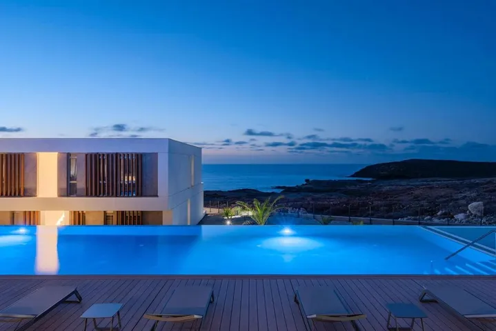 Apartamento de vacaciones para 2 personas, con piscina además de terraza y jacuzzi - 1
