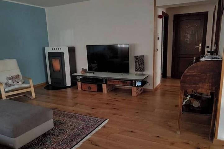 Apartamento entero, \"Al Planet\" Mountain Lodging: Hiking and Golf in Comune di Gignod, Alpes del Valais