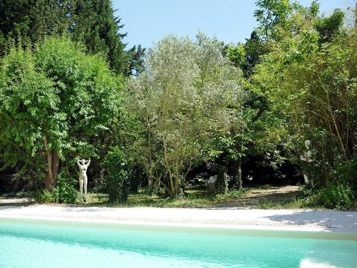 Mas de la Pomme de Pin in Noves, Region de Arles