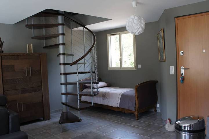 Gîte pour 6 personnes, avec terrasse dans Plage du Ruppione - 2