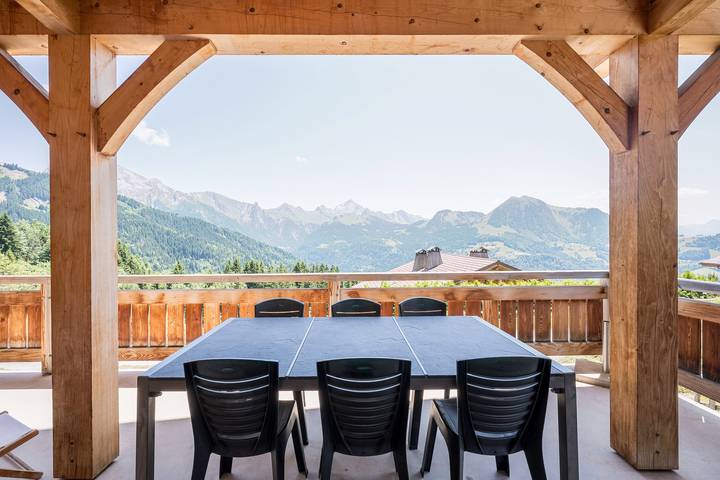 Chalet pour 6 personnes, avec Balcon et Jardin à Manigod