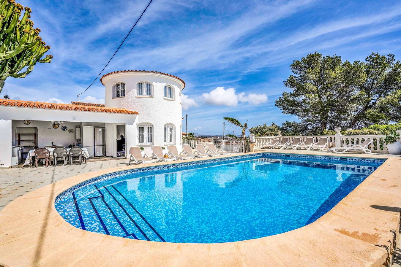 Chalet para 24 personas con terraza in Calpe, Costa Blanca