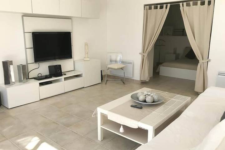 Location de vacances pour 2 personnes, avec jardin à Lissac-et-Mouret - 2