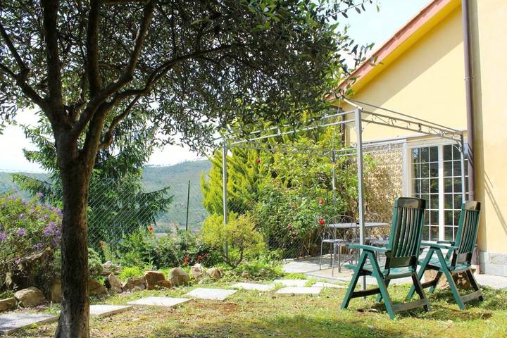 Location de vacances pour 4 personnes, avec vue et jardin à Seborga - 2