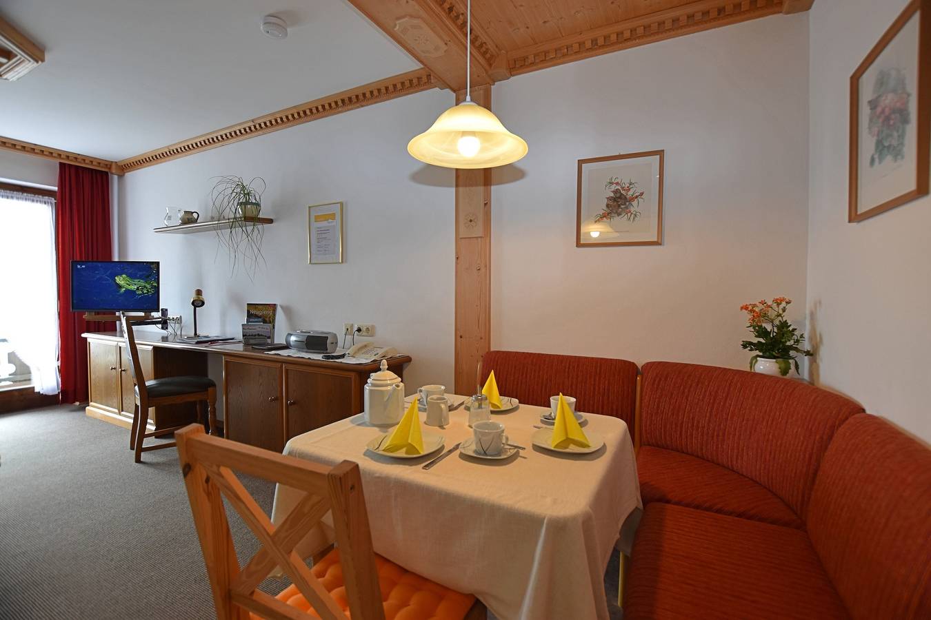 Ganze Ferienwohnung, Gästehaus Bergfrieden, Ferienwohnung Eva in Bad Bayersoien, Romantische Straße