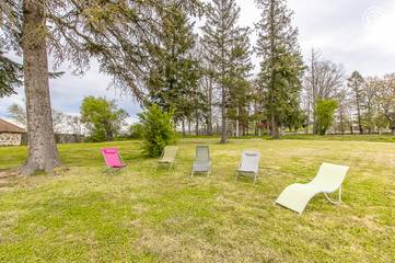 Gîte pour 12 Personnes dans Cluny, Région de Mâcon, Photo 3