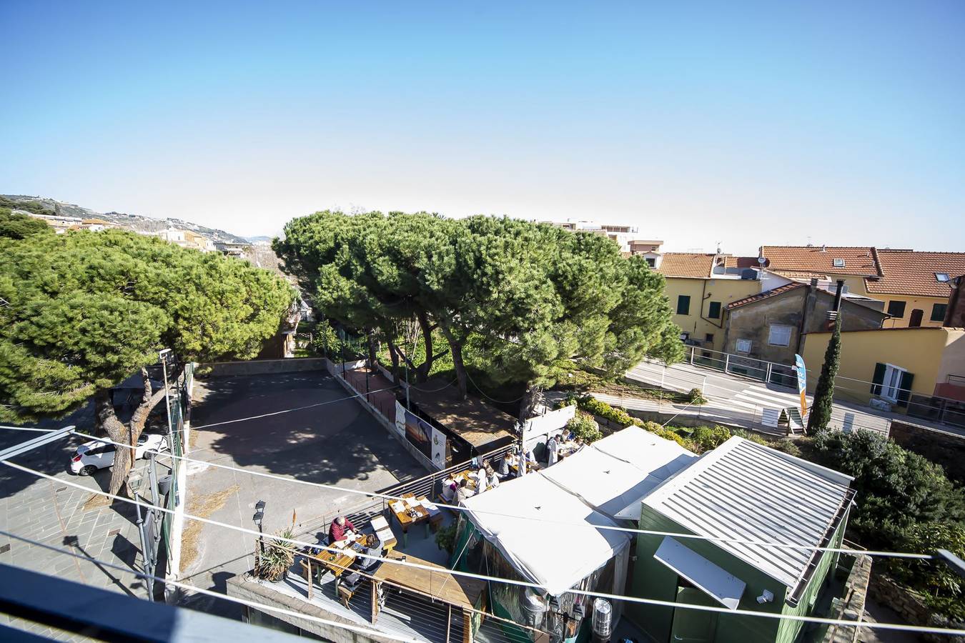 Ganze Ferienwohnung, Ferienwohnung für 4 Personen mit Balkon in San Lorenzo al Mare, Riviera di Ponente